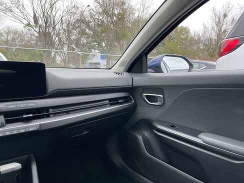 Used 2025 Kia K4 LXS image 34