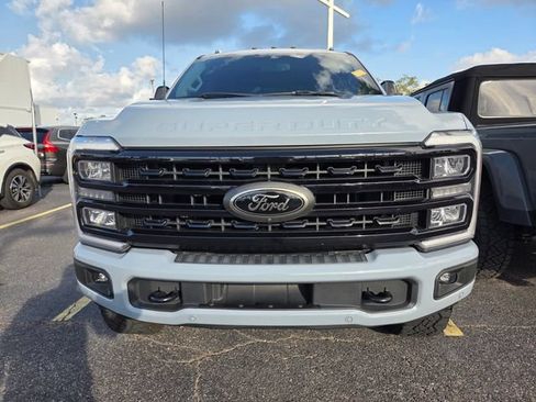 Used 2024 Ford F250 Lariat w/ Lariat Ultimate Package AWD/4WD image 2