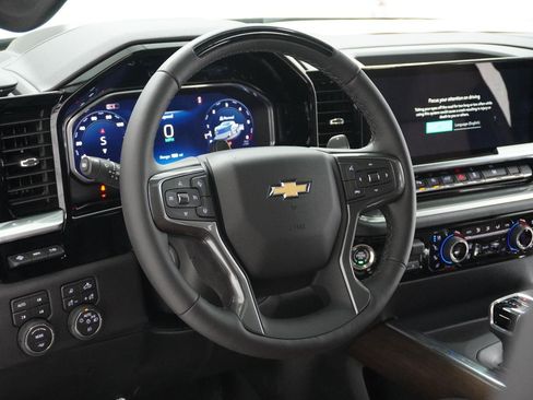 New 2026 Chevrolet Silverado 1500 High Country w/ High Country Premium Package AWD/4WD image 16
