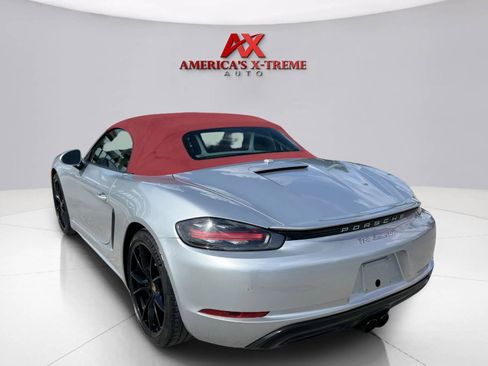 Used 2018 Porsche 718 Boxster RWD image 4