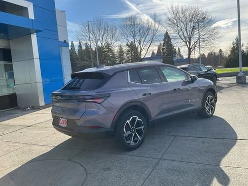 New 2026 Chevrolet Equinox EV LT image 9