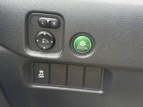 Used 2018 Honda Pilot EX-L image 9