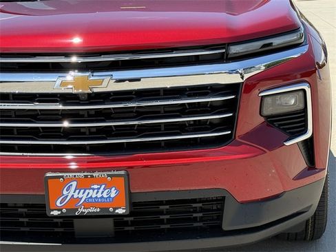 New 2026 Chevrolet Traverse LT w/ Driver Confidence Package image 8