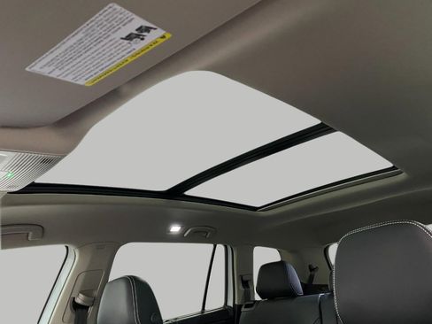 New 2026 Volkswagen Atlas SEL AWD/4WD image 32