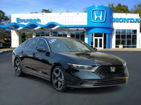 Used 2024 Honda Accord Sport image 1