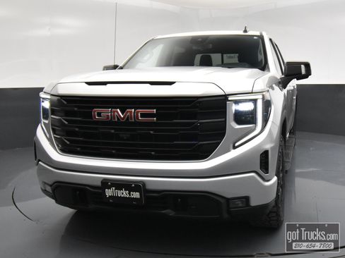 Used 2022 GMC Sierra 1500 Elevation w/ Elevation Premium Package image 49