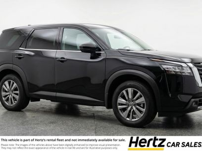 Used 2025 Nissan Pathfinder SV