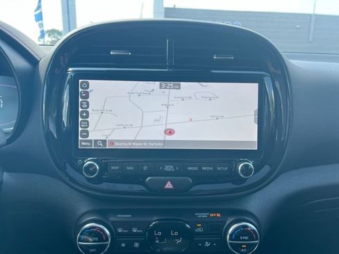 Used 2023 Kia Soul GT-Line FWD image 22