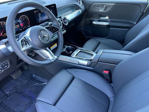 New 2026 Mercedes-Benz GLB 250 4MATIC image 13