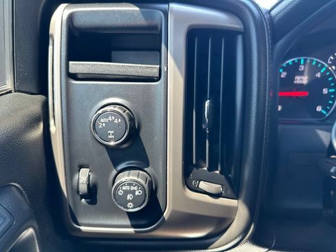 Used 2018 GMC Sierra 1500 Denali AWD/4WD image 18