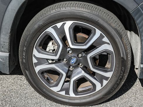 Used 2023 Subaru Ascent Touring image 13