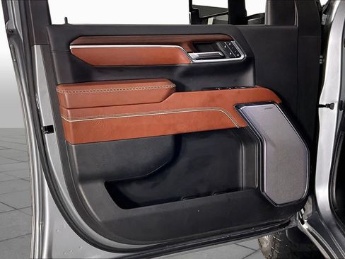 Certified 2024 GMC Sierra 2500 Denali Ultimate AWD/4WD image 21