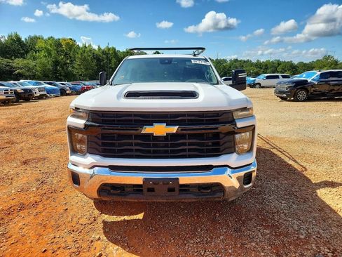 Used 2024 Chevrolet Silverado 2500 W/T w/ WT Convenience Package RWD image 5