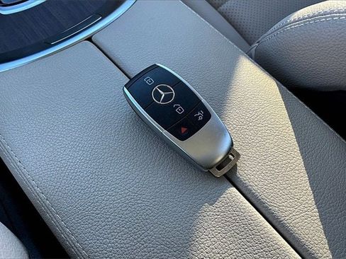 Certified 2021 Mercedes-Benz C 300 4MATIC Sedan image 38