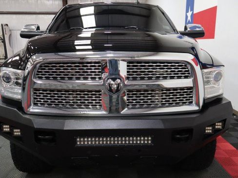 Used 2015 RAM 2500 Laramie w/ Convenience Group AWD/4WD image 17
