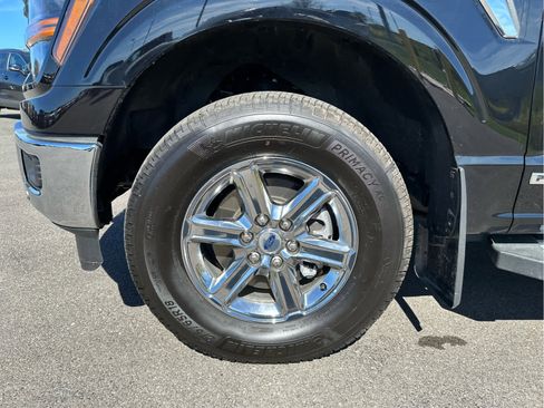 Used 2025 Ford F150 XLT w/ Equipment Group 302A MID image 23