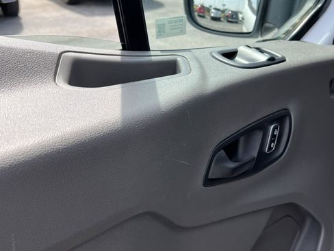 Used 2024 Ford Transit 250 148 Medium Roof image 22