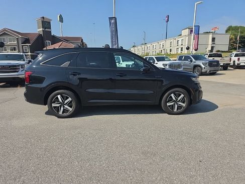 Used 2023 Kia Sorento S w/ Panoramic Sunroof Package FWD image 8