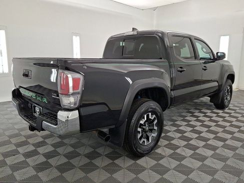 Certified 2021 Toyota Tacoma TRD Off-Road image 24