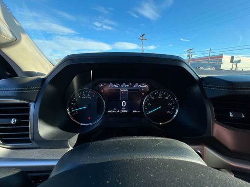 Used 2024 Ford Expedition Max XLT image 15