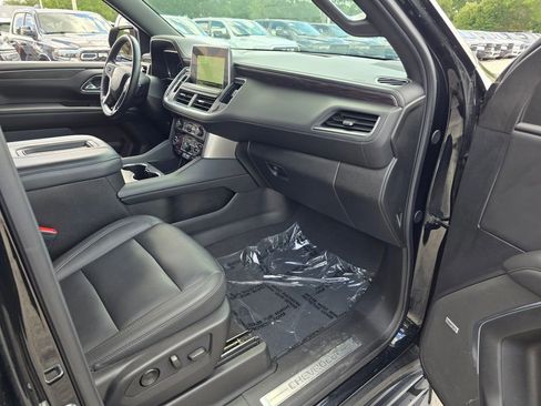 Used 2024 Chevrolet Tahoe LT AWD/4WD image 32