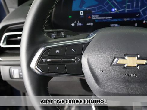 Used 2025 Chevrolet Traverse LT AWD/4WD image 4