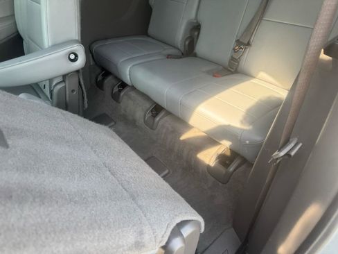 Used 2020 Chevrolet Traverse LT w/ LPO, Floor Liner Package image 29