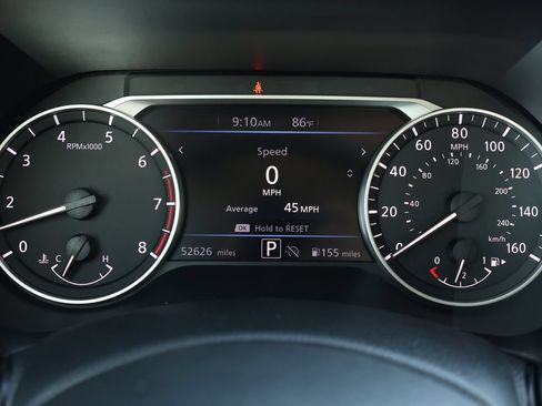 Used 2024 Nissan Sentra SV FWD image 17
