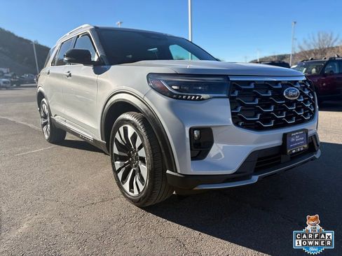 Certified 2025 Ford Explorer Platinum w/ LUX Leather Package image 11