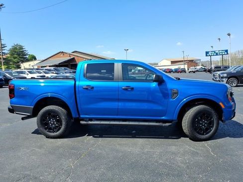 Used 2025 Ford Ranger XLT w/ Black Appearance Package AWD/4WD image 2