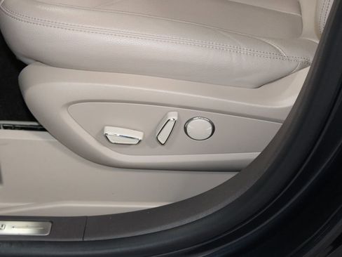 Used 2023 Lincoln Nautilus AWD w/ Premium Package image 17