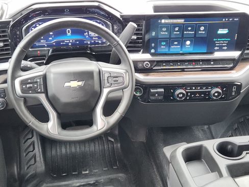 Used 2025 Chevrolet Silverado 1500 LT w/ Safety Package AWD/4WD image 27