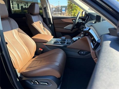 Used 2023 Acura MDX SH-AWD w/ Technology Package image 24