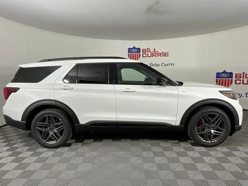 New 2026 Ford Explorer ST-Line w/ ST-Line Street Pack image 2