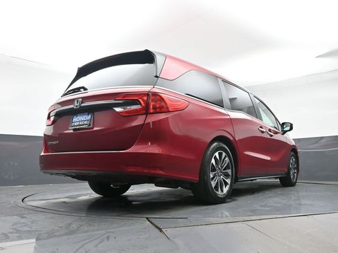 Used 2023 Honda Odyssey EX-L image 32