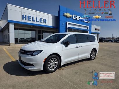 Used 2025 Chrysler Voyager LX