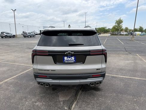 New 2026 Chevrolet Traverse Z71 w/ Driver Confidence Package AWD/4WD image 6