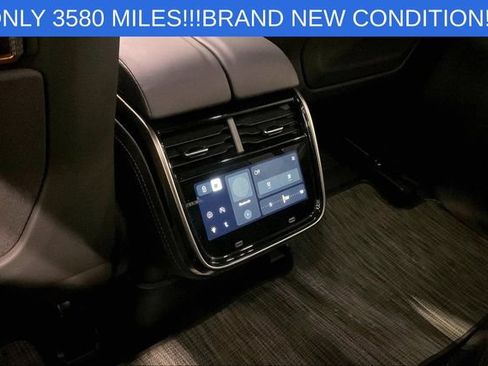 Used 2023 Rivian R1S Adventure AWD/4WD image 33