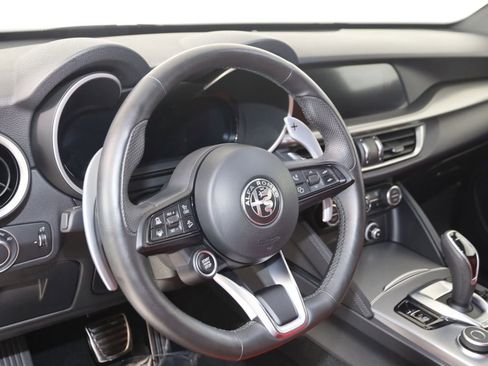 Used 2024 Alfa Romeo Stelvio Veloce image 44