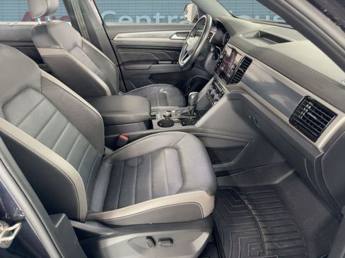 Used 2020 Volkswagen Atlas Cross Sport SEL Premium image 30