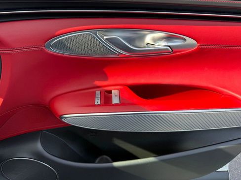 Used 2022 Genesis GV70 2.5T w/ Sport Prestige Package image 38