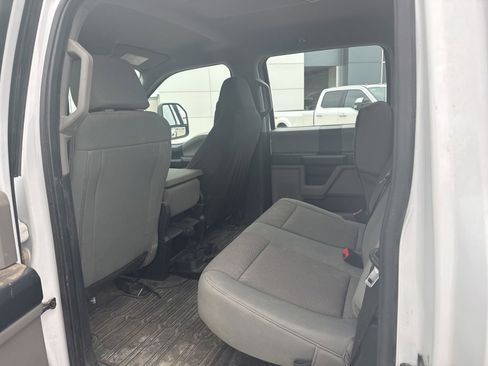 Used 2020 Ford F250 XL w/ Power Equipment Group image 10