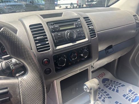 Used 2012 Nissan Pathfinder S image 14
