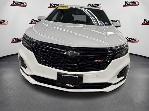 Used 2024 Chevrolet Equinox RS AWD/4WD image 2