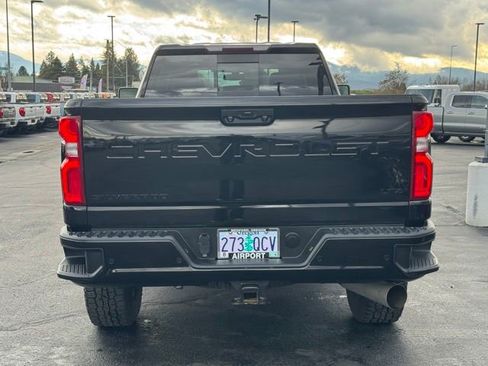 Certified 2022 Chevrolet Silverado 2500 LTZ w/ LTZ Plus Package image 5