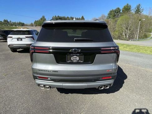 New 2026 Chevrolet Traverse Z71 w/ Driver Confidence Package image 6
