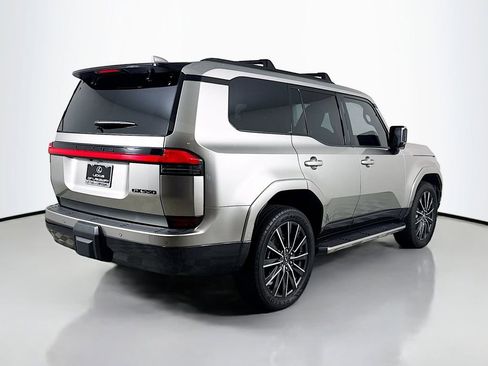 Certified 2024 Lexus GX 550 w/ Accessory Package (Z1) AWD/4WD image 5
