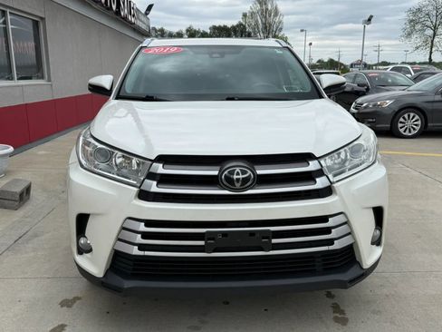 Used 2019 Toyota Highlander XLE image 5