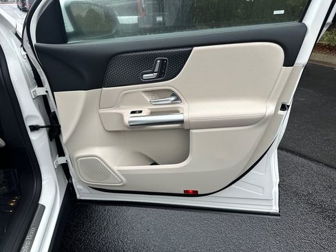 New 2026 Mercedes-Benz GLA 250 image 14