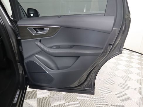 Used 2026 Audi Q7 3.0T Premium Plus image 30